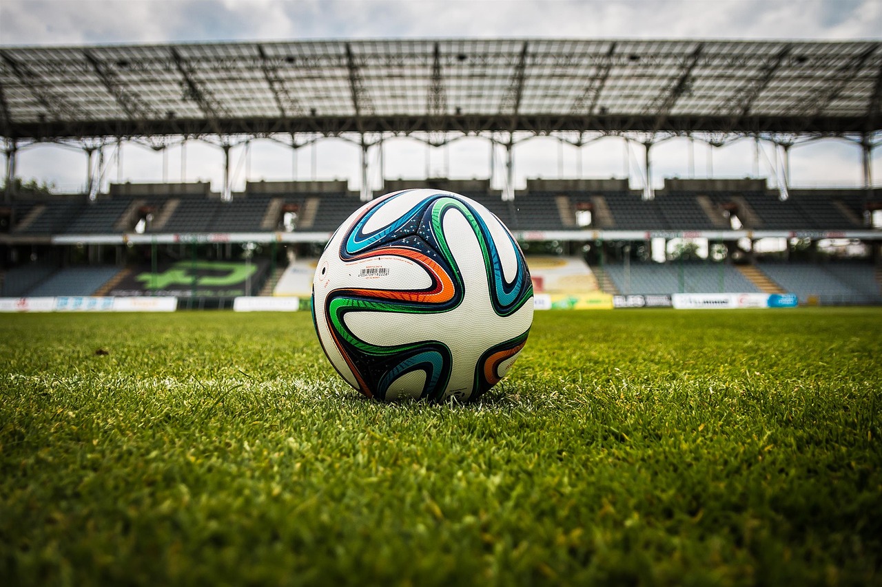 7 Solutions Pratiques Pour Se Garer au Stade de France en 2025