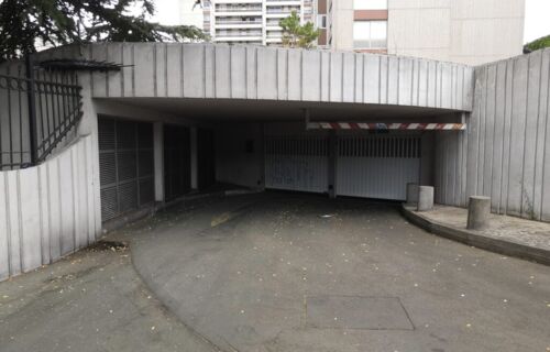 Parking Villa Curial Paris 19