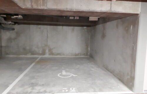 Parking ss-sol sécurisé immeuble neuf standing 3mn RER robinson limite Fontenay Sceaux