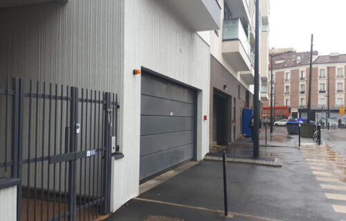 Place de parking privée