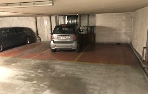 Location Grande Place de Parking PARIS 75009