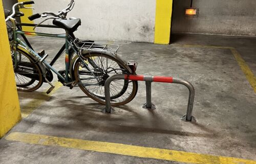 Emplacement petite voiture type smart