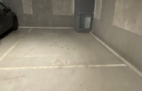 1 Parkings à louer à Clichy 92