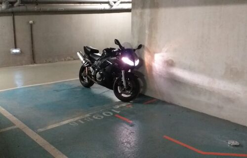 Parking moto scooter PARIS 20
