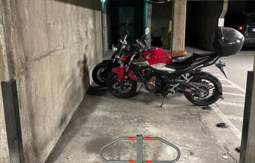Parking moto Rue Oberkampf 75011 Paris / proche métro Ménilmontant