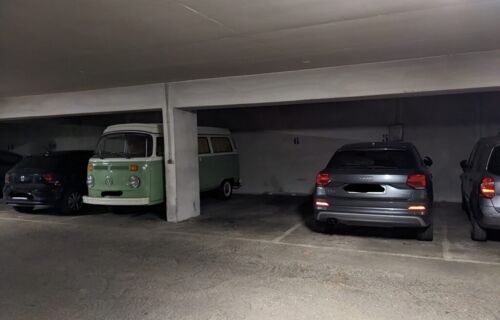 Location place de parking sous terrain (buttes chaumont)