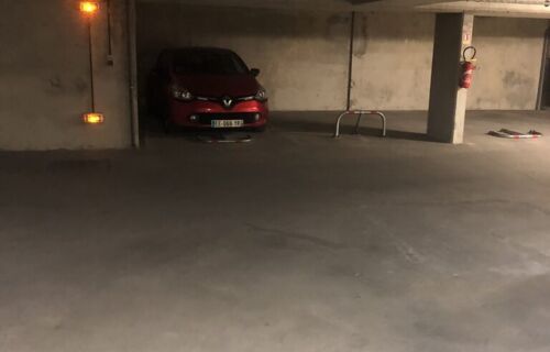 Parking 75020 au 2ème sous sol,