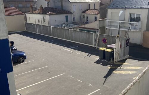 Parking fermé sécurisé