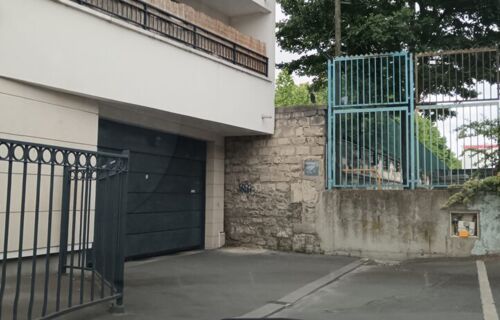 Parking St Ouen proche Pte Clignancourt