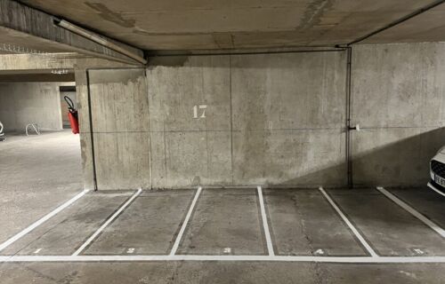 🛵 Place parking moto/scooter Paris 19e 🛵