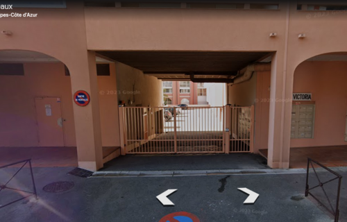 Double box centre ville de Saint Aygulf