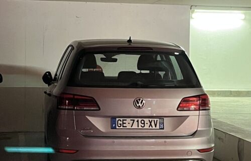 Parking situé a 7 min à pied de la gare