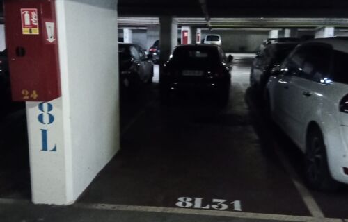 A louer, place de parking située dans le quartier de l’Horloge au coeur de Paris. A proximité des Halles et du centre Pompidou.