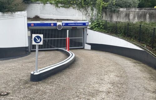 Parking indigo 75015