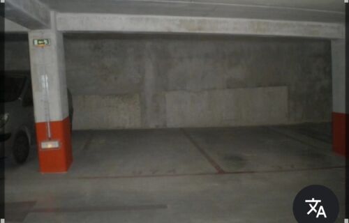 Place de parking 5 min metro ligne 4