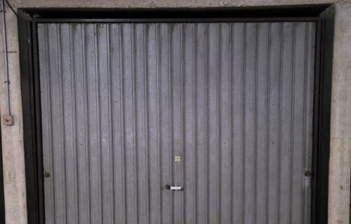 Loue BOX FERMÉ 12,25 m2 dans parking sous-terrain