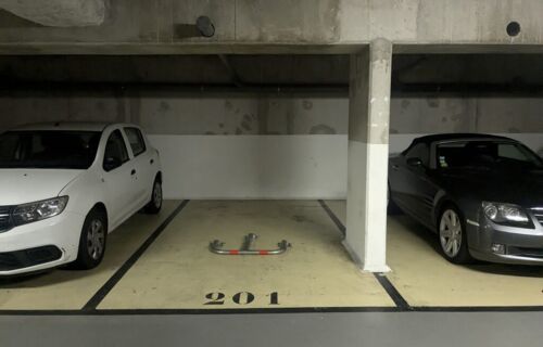 Place de parking à Puteaux