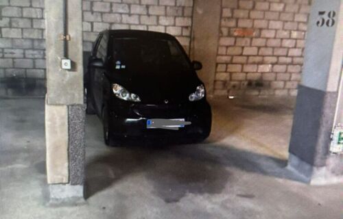 Place de parking à louer deuxième sous-sol pour voiture citadine