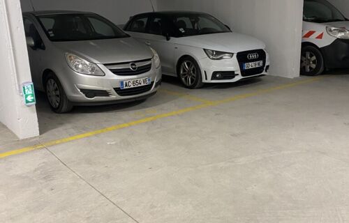 Place de parking sous-sol près de l’aéroport Charles-de-Gaulle
