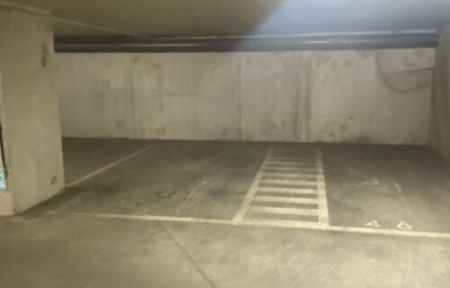 Parking/Stationnement à louer