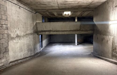 Place de parking couverte Maisons-Alfort