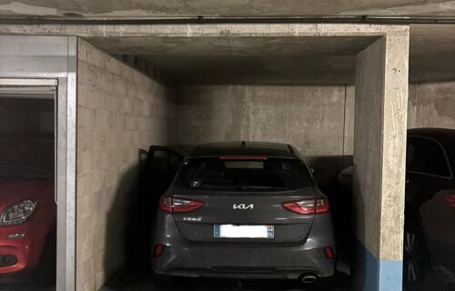 Grand parking souterrain proche Bastille/Gare de Lyon