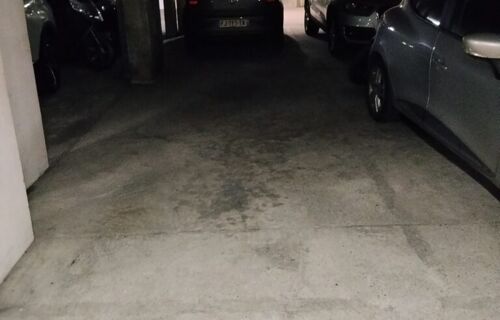 Parking près de nation