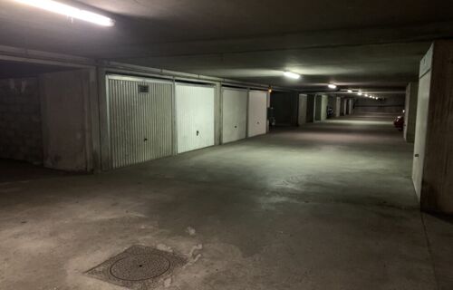 Location place de parking / garage / box PARIS 19 (120 rue d'Aubervilliers) 170/mois cc