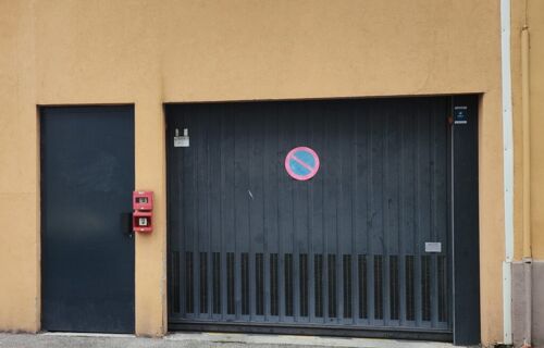 VILLEURBANNES CHARPENNES - PARKING SOUS-TERRAIN