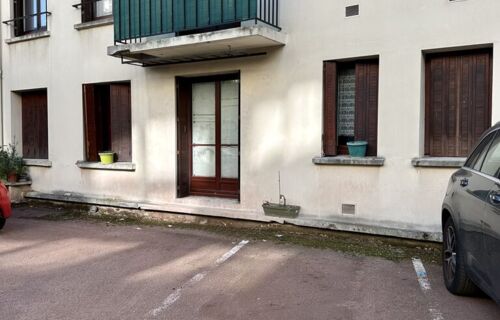 3 Places Parking Privé - Foire de Paris / Porte de Versailles (15-20 min pied)