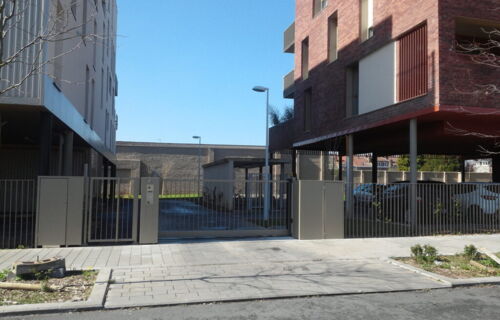 Location parking couvert et sécurisé rue Victor Schoelcher (proche euratechnologie) à Lille (59)