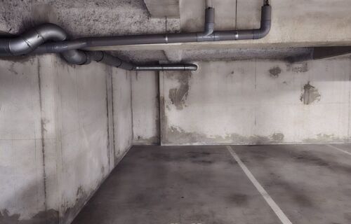 Place de parking couvert - Ponts Jumeaux