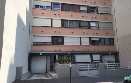 Parking moto – 45€/mois - Paris 12ème - Métro Porte de Vincennes/Bel-Air
