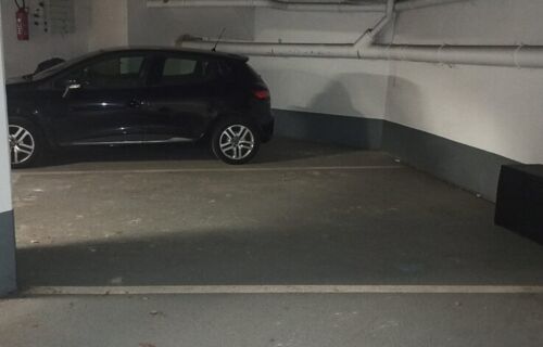 Place de parking - RER D Alfortville