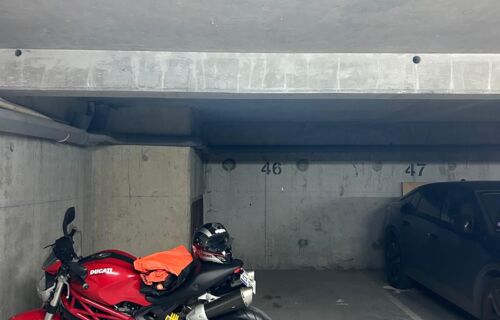 Place de parking sécurisé moto/scooter ile st germain issy les Moulineaux